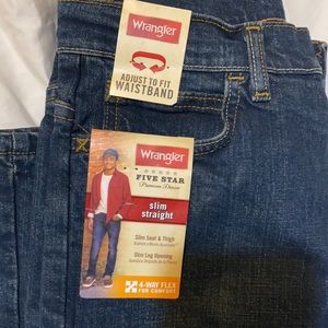 New -Boys wrangler jeans sz 12 reg slim straight (4 way flex) adjust waistband